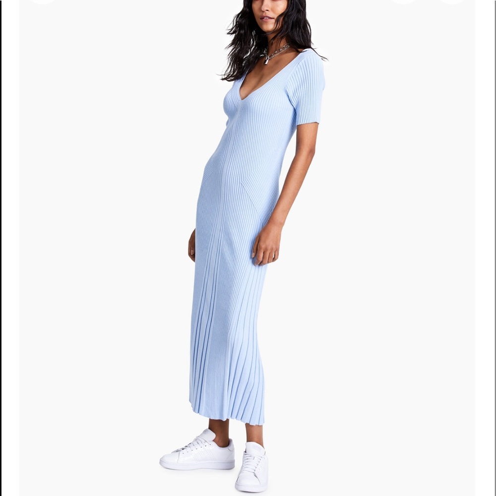 💥FINAL PRICE 💥 Pleated knit midi dress NWOT